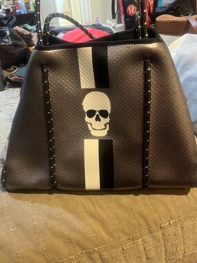 HAUTE SHORE Neoprene Skull Tote - Black, White